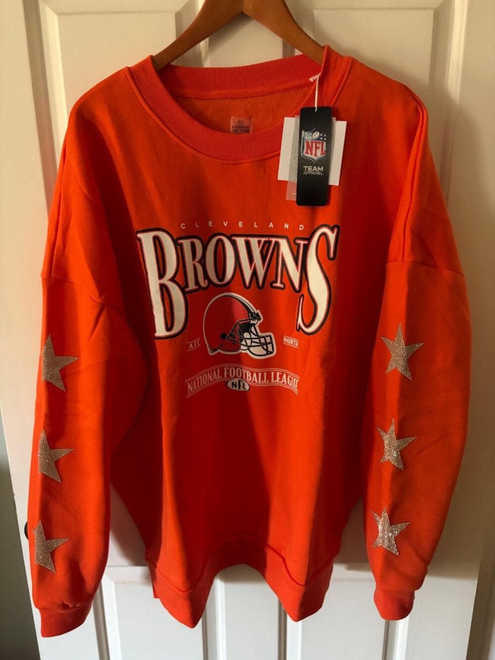 NWT Cleveland Browns Gameday Couture NFL Sweatshirt Size: Large